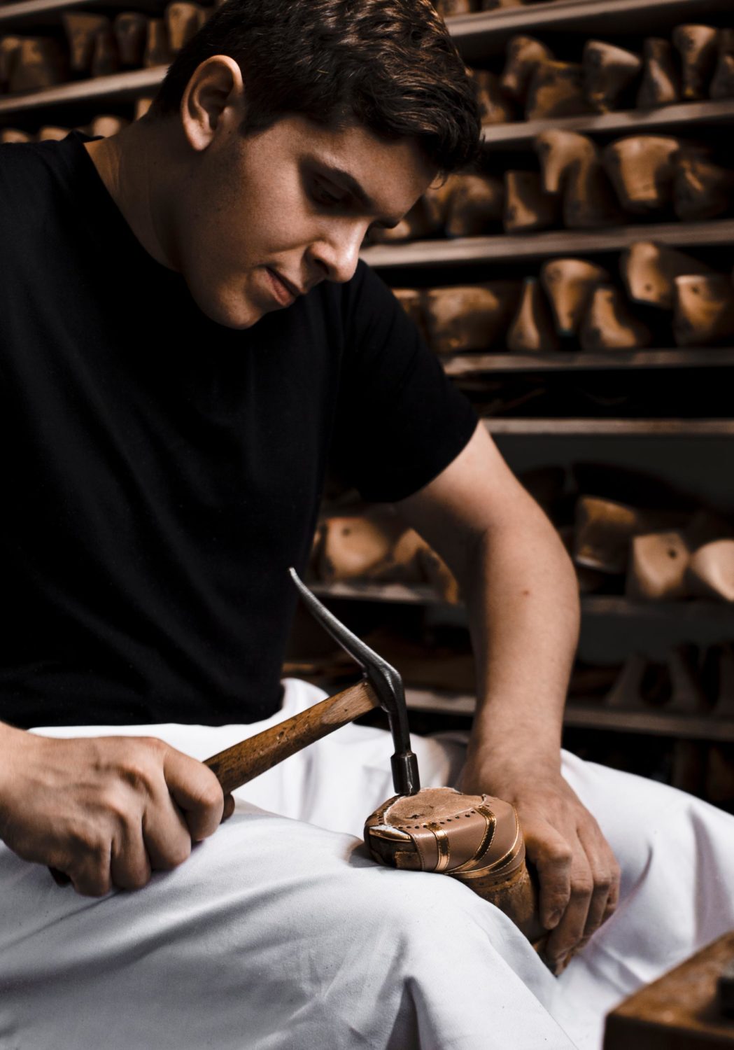 Young Ambassador: Arthur Veillon Working at Maison Clairvoy Year: 2019 Craft by material: Leather Craft by field: Fashion & Accessories Craft by metier: Shoemaker, shoemaking