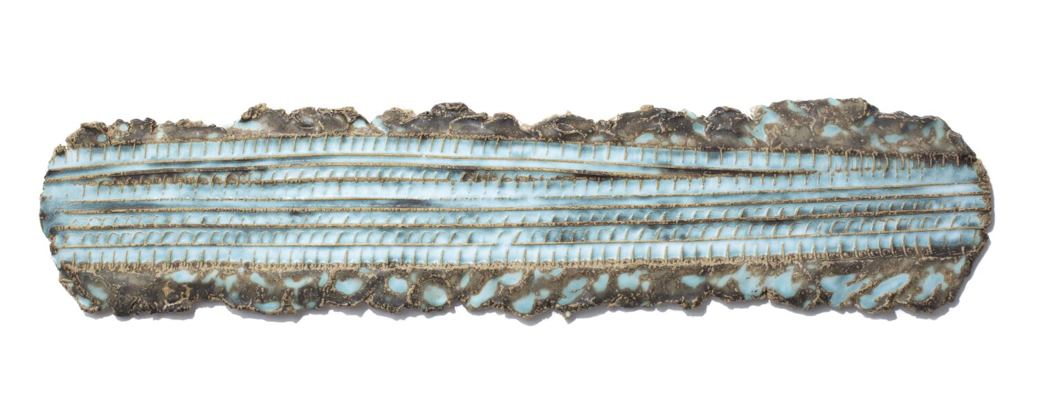 Bente Skjøttgaard. Frieze P7 no 1217 Stoneware and glaze 173 x 38 x 6 cm Photo: Jeppe Gudmundsen-Holmgreen
