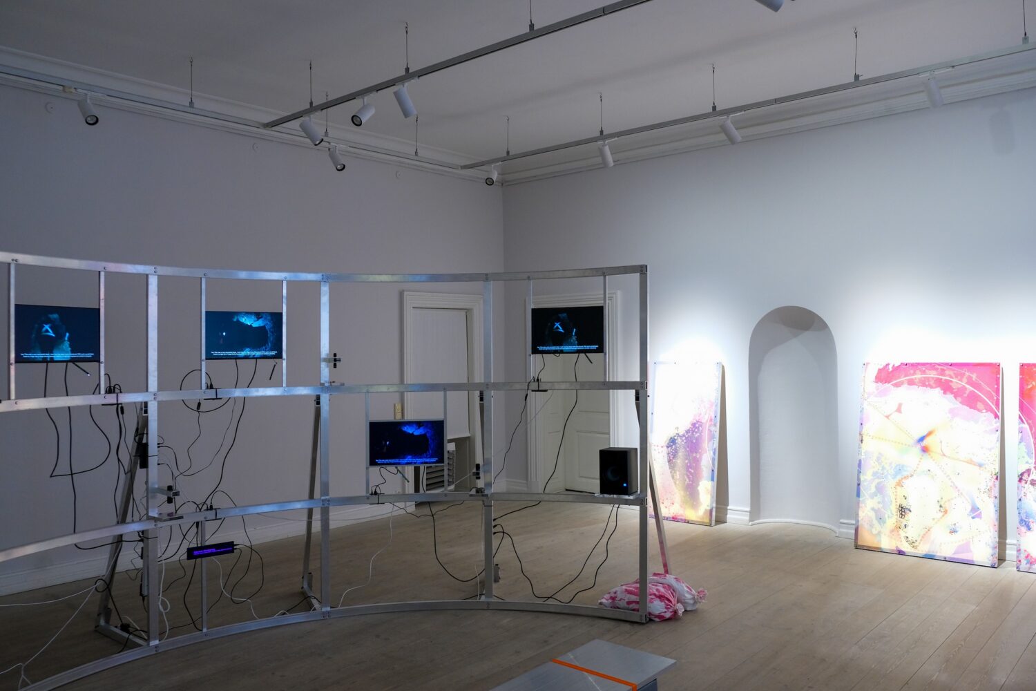 Videoinstallation og kort. Fotokreditering: Gudrun Havsteen-Mikkelsen